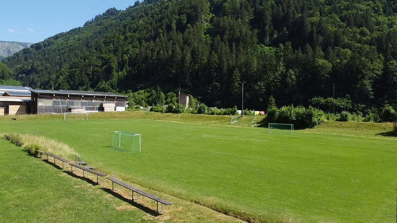 Fussballplatz Balm Fussballplatz Widmen